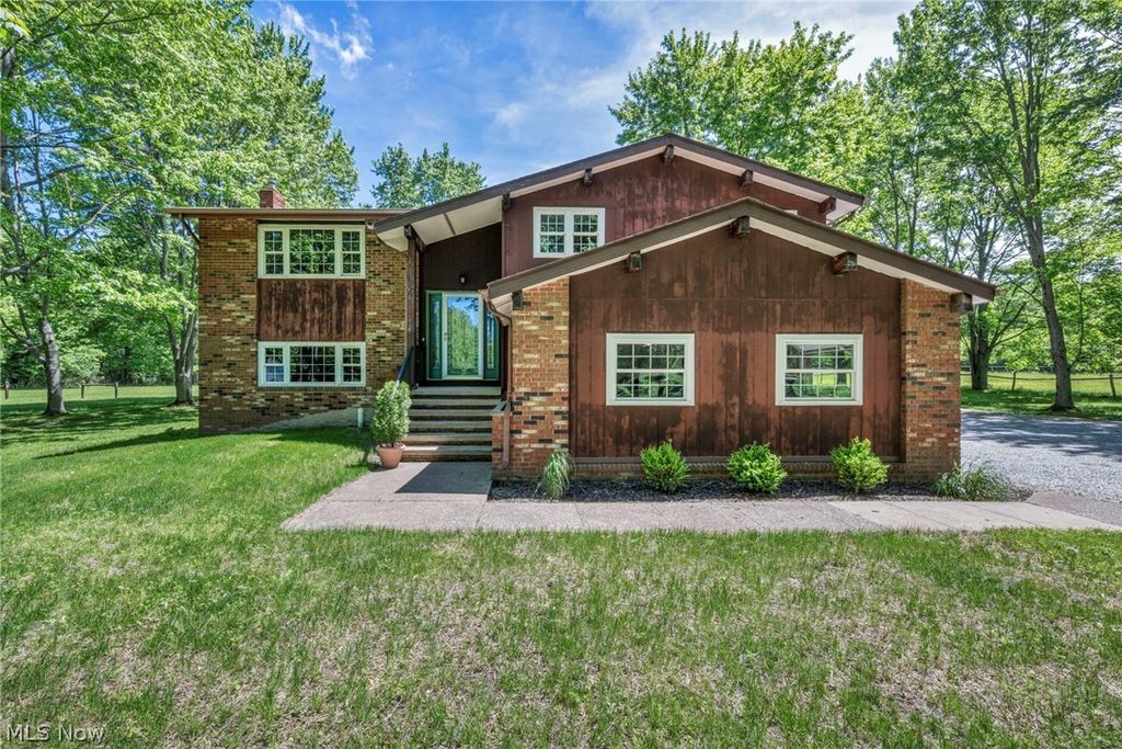 Photo of 6407 Indian Point Road, Painesville, OH 44077 (MLS # 5213625)