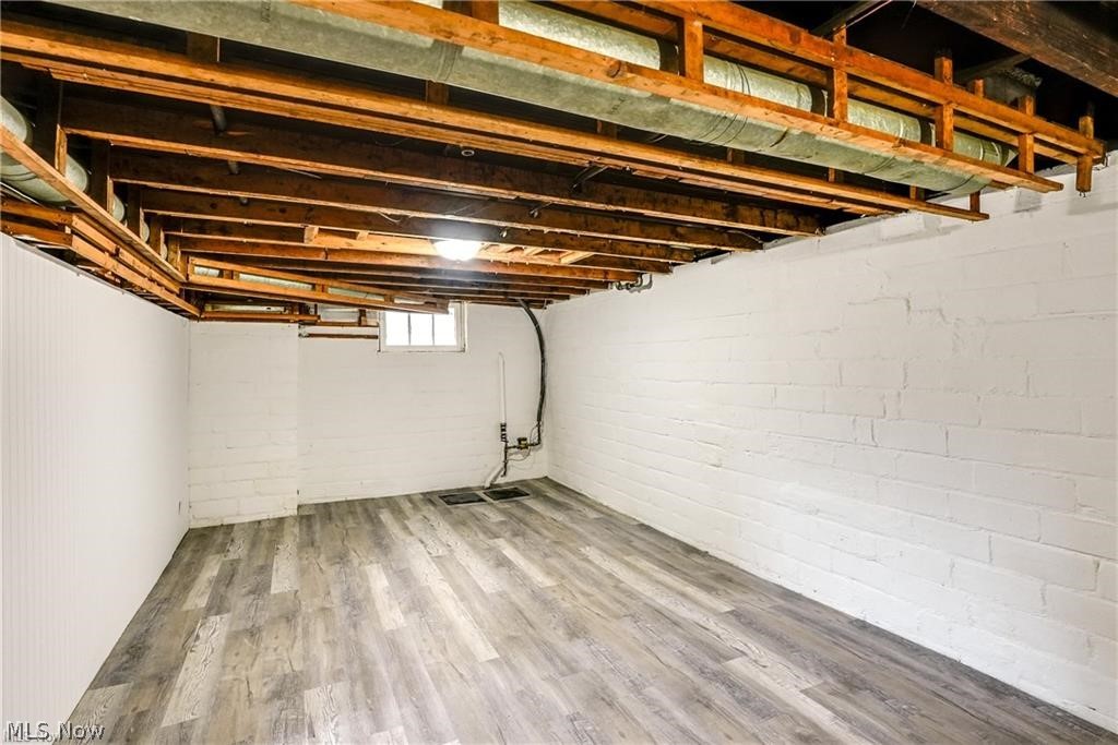 Mars E Wagar - Residential