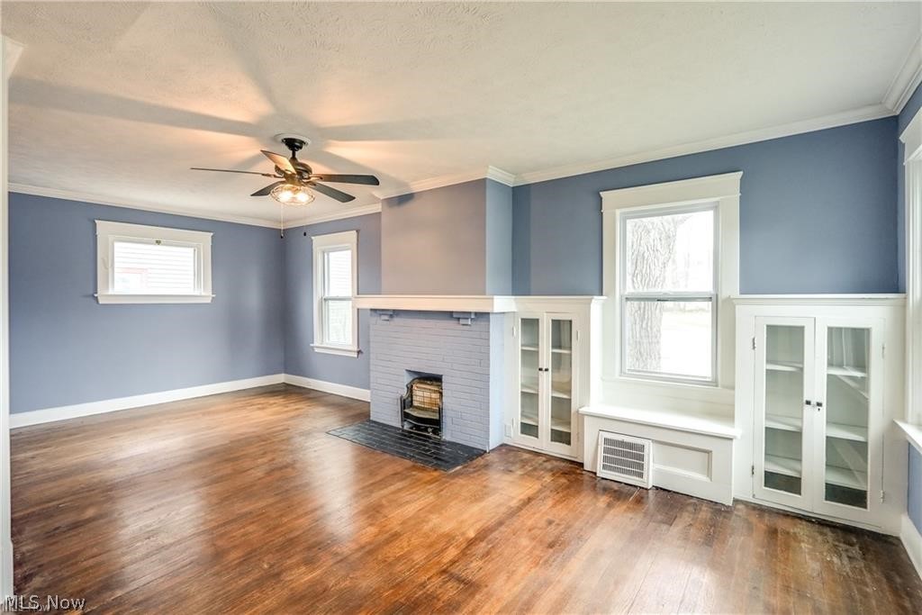 Mars E Wagar - Residential