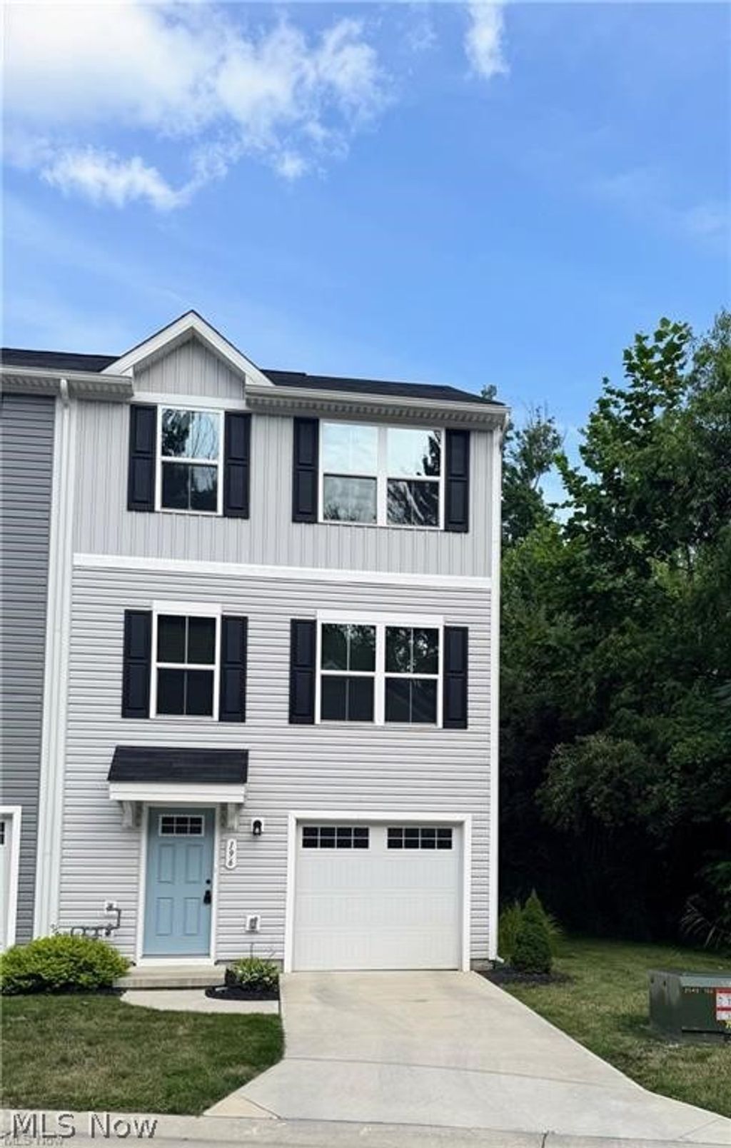Photo of 196 Raintree Lane, Painesville, OH 44077 (MLS # 5206772)