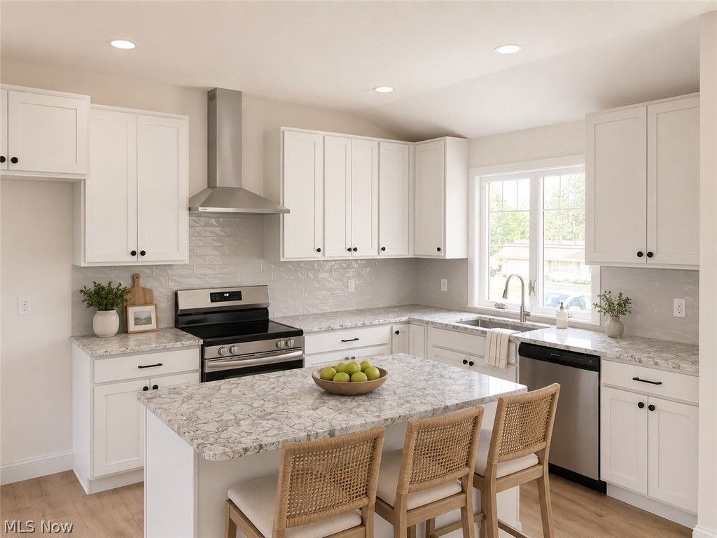 Photo of 3654 Rolling Ridge Road NE, Canton, OH 44721 (MLS # 5212312)