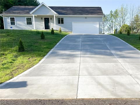 Homes For Sale - 3654 Rolling Ridge Road<br/> Stark County, Canton, OH 44721