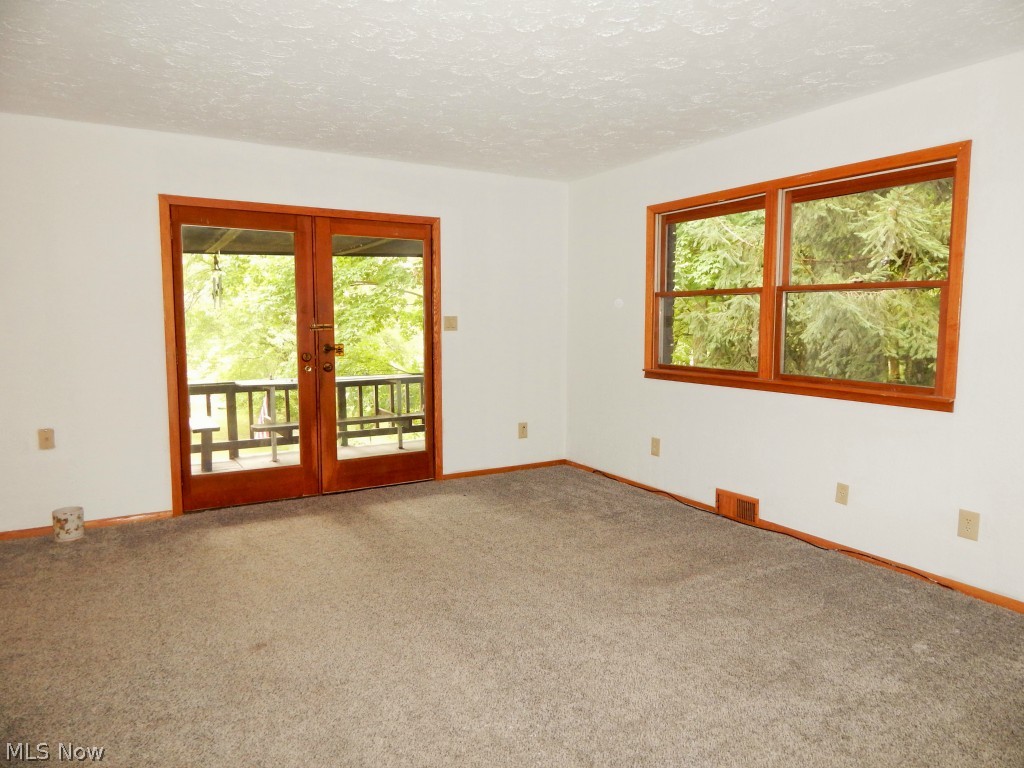 Meadowbrook Lake - Residential