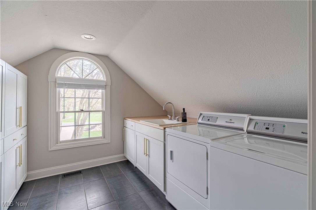 3340 Woodling Way, Medina, Ohio image 24