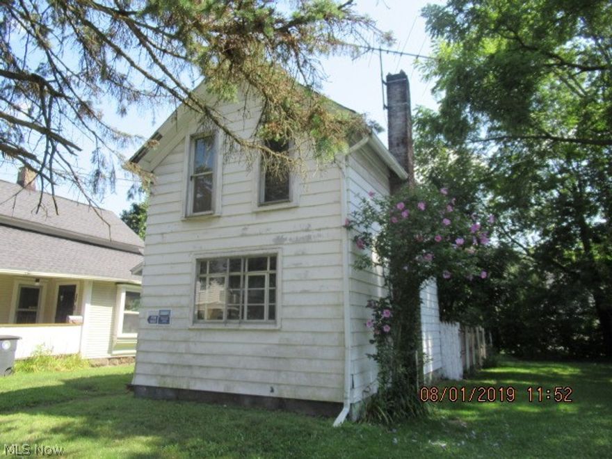 **GREAT NEW PRICE** You absolutely can't pass this one up for this Price! Near W Market and Highland Square, Schools, Freeways, Bus Lines, and just minutes to Downtown and University! Century Conventional Design with Garage used as Additional Storage. Great location for an Investment Rental! Roll up your sleeves and get this one started! Obviously Needs some TLC. This one is worth the look, you may have found your next Project!!! Property is to be Sold AS-IS with all Faults and any/all remaining contents. Buyer is responsible for due diligence in researching all taxes, assessments, and any other with appropriate authority. Seller does not pay for inspections, warranties, repair, surveys. Agents see broker remarks for Offer instructions and requirements. Attachments must be signed and returned with your offer.