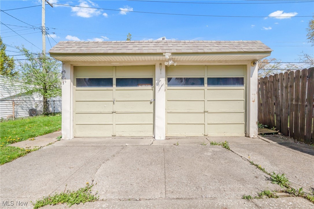 341 E 210th Street, Euclid, Ohio image 3