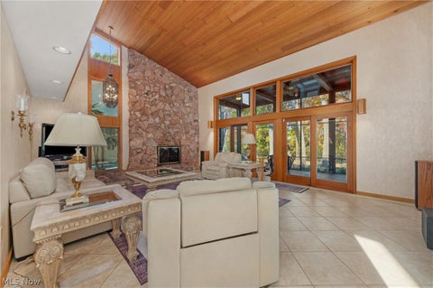 Tiny photo for 51300 N Ridge Road, Vermilion, OH 44089 (MLS # 5246878)