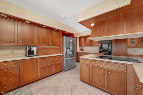 Tiny photo for 51300 N Ridge Road, Vermilion, OH 44089 (MLS # 5246878)