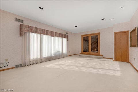 Tiny photo for 51300 N Ridge Road, Vermilion, OH 44089 (MLS # 5246878)