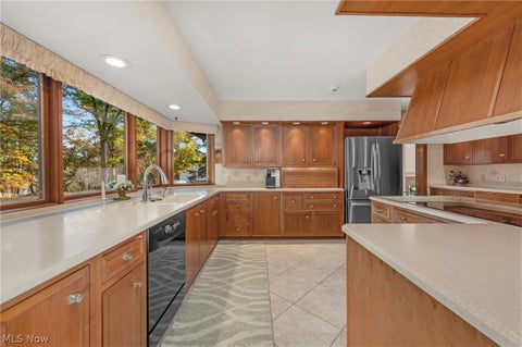 Tiny photo for 51300 N Ridge Road, Vermilion, OH 44089 (MLS # 5246878)