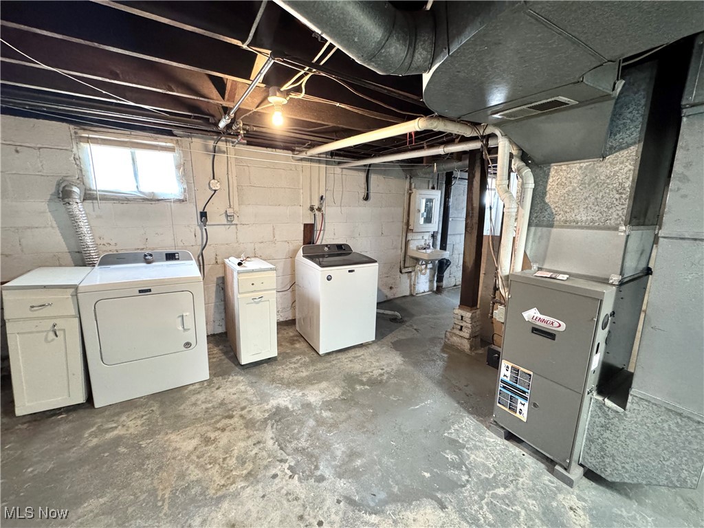 1305 Beatty Avenue, Cambridge, Ohio image 14