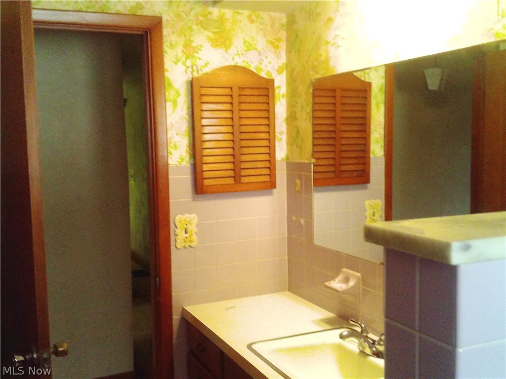 L Balogh Sub - Residential