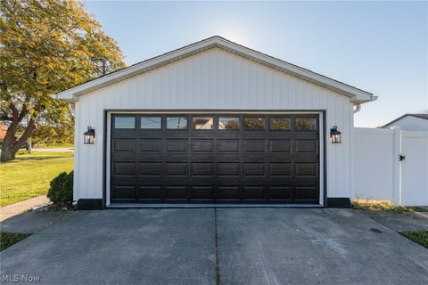 Tiny photo for 5009 Spaulding Court, Lorain, OH 44053 (MLS # 5256390)