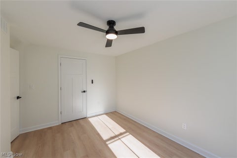 Tiny photo for 5009 Spaulding Court, Lorain, OH 44053 (MLS # 5256390)
