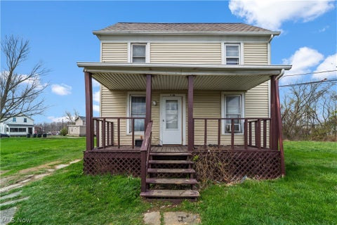 Multifamily For Sale - 122 Elbe Street<br/> Elyria, OH 44035