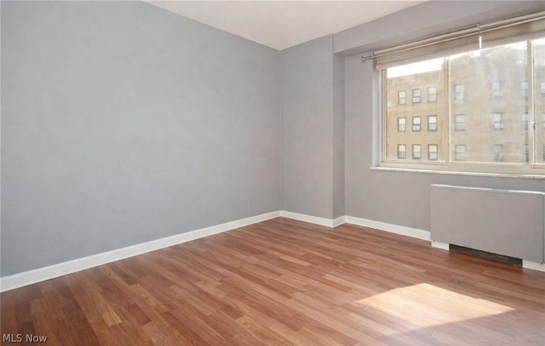 Marine Towers East - Residential