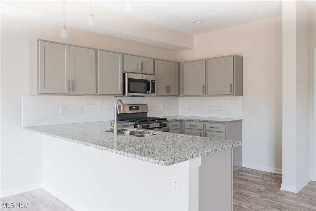 Summit at Forest Lakes - Residential