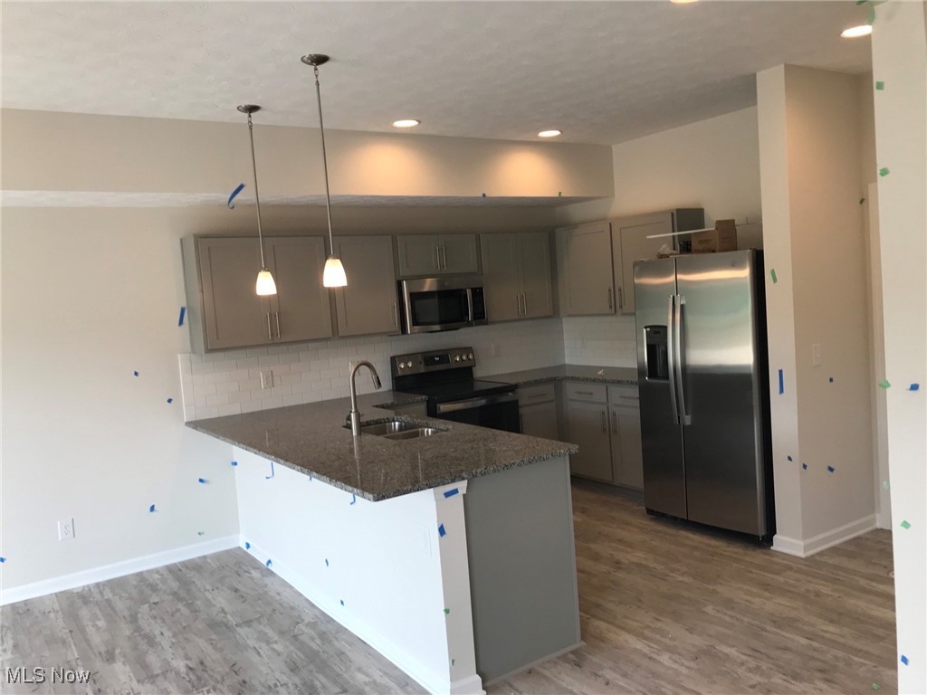 Summit at Forest Lakes - Residential