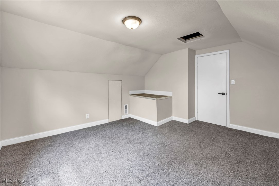 10119 Manoa Avenue, Brooklyn, Ohio image 20