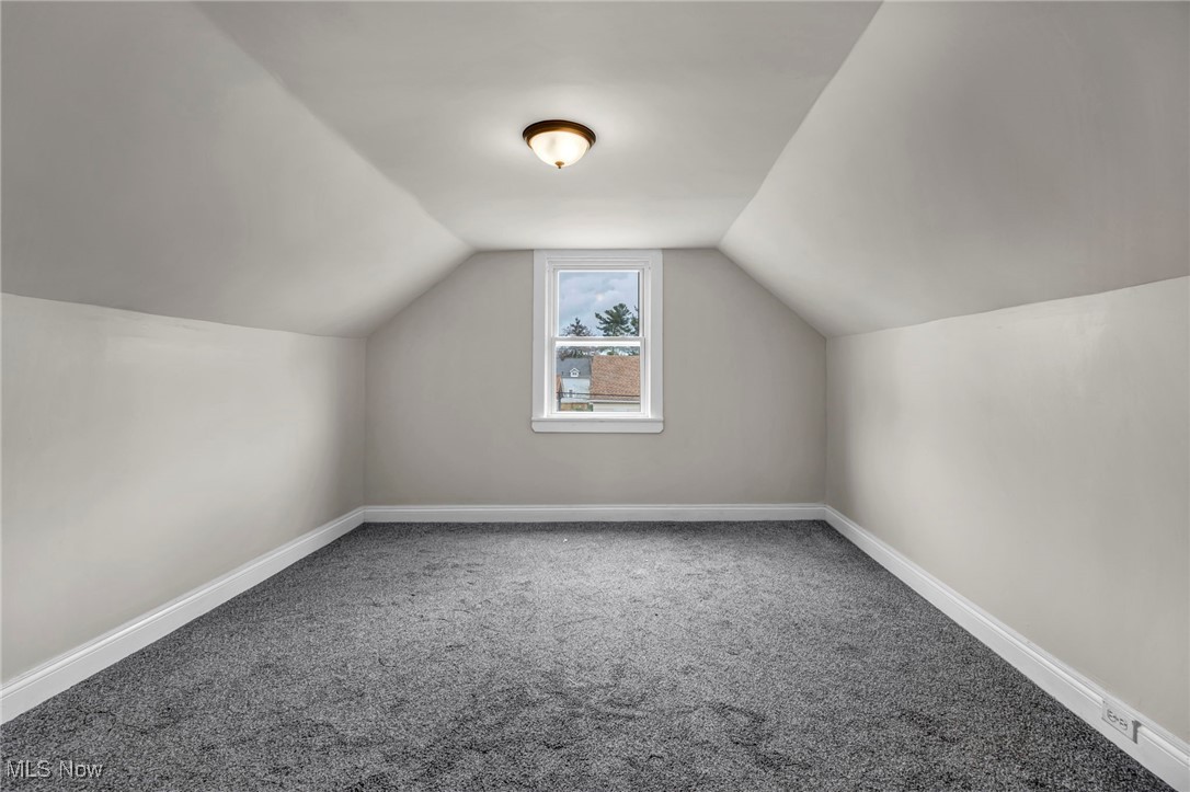 10119 Manoa Avenue, Brooklyn, Ohio image 19