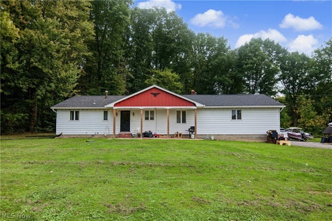 Homes For Sale - 1301 Collar Price Road<br/> Hubbard, OH 44425