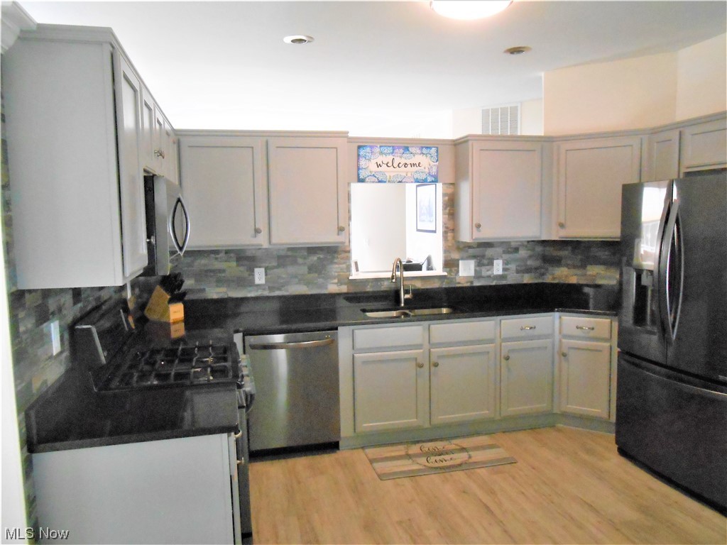 Bridgeport Commons Condo - Residential