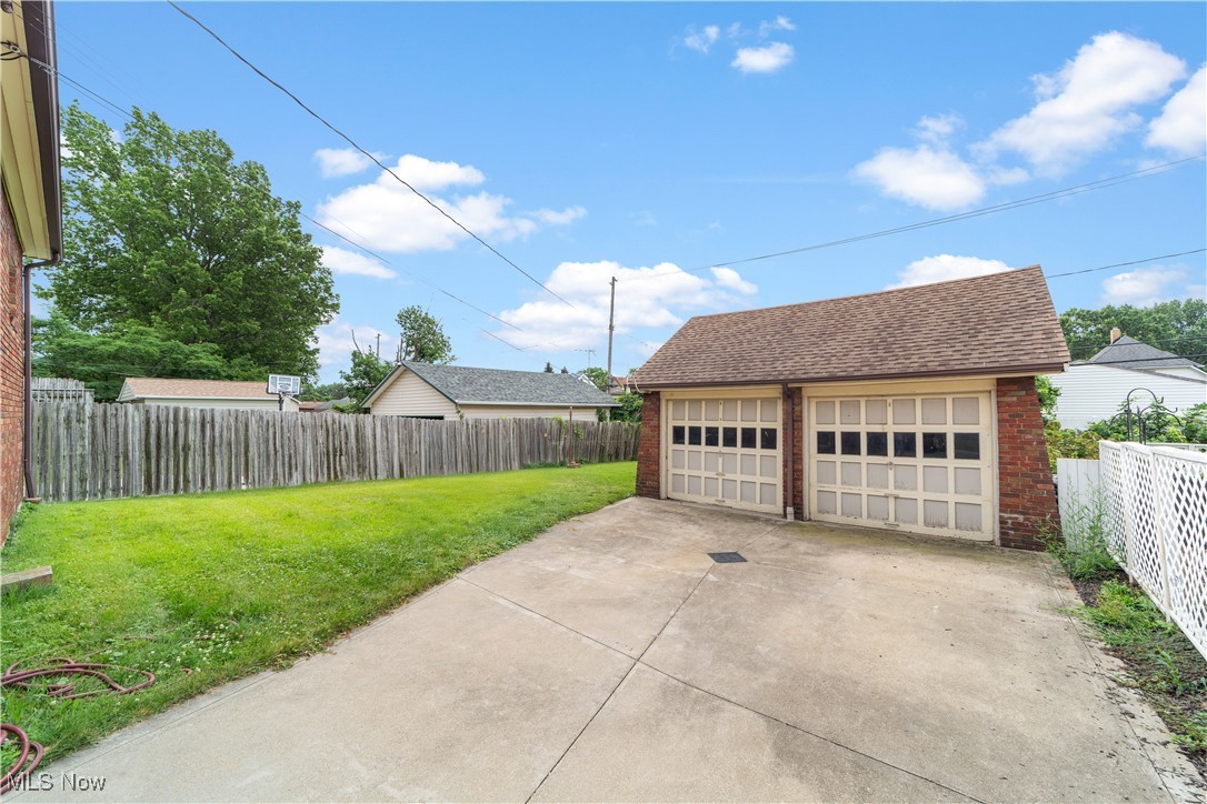 Cleveland, Ohio 44109, United States, 4 Bedrooms Bedrooms, ,2 BathroomsBathrooms,Residential,Active,174052