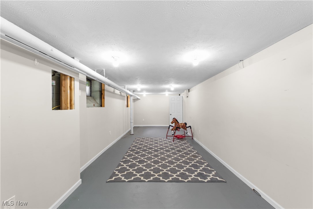 Cleveland, Ohio 44109, United States, 4 Bedrooms Bedrooms, ,2 BathroomsBathrooms,Residential,Active,174052