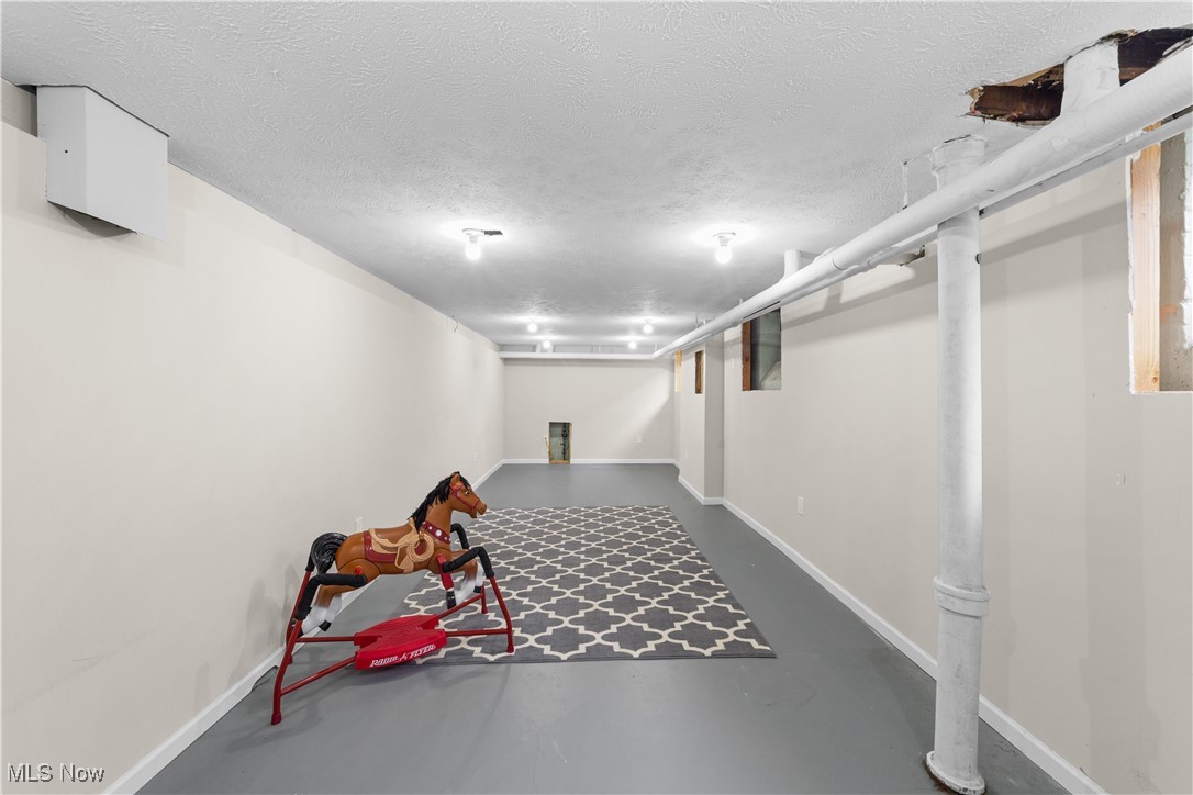 Cleveland, Ohio 44109, United States, 4 Bedrooms Bedrooms, ,2 BathroomsBathrooms,Residential,Active,174052