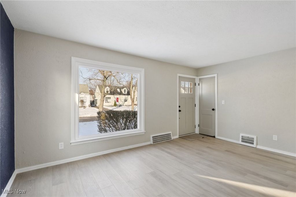 Photo of 21316 Watson Road, Maple Heights, OH 44137 (MLS # 5178056)