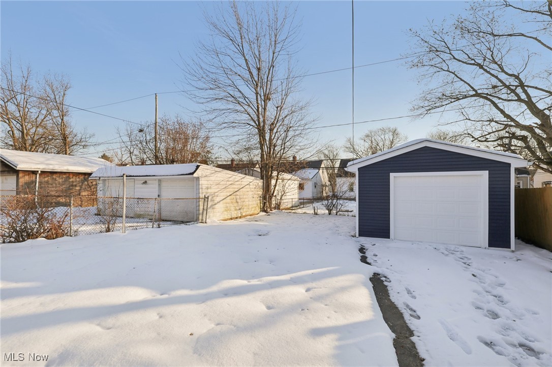 Maple Heights Land Companys - Residential Lease