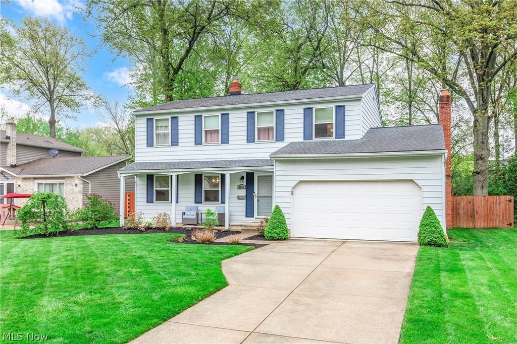 Photo of 4083 Lydgate Drive, North Olmsted, OH 44070 (MLS # 5203958)