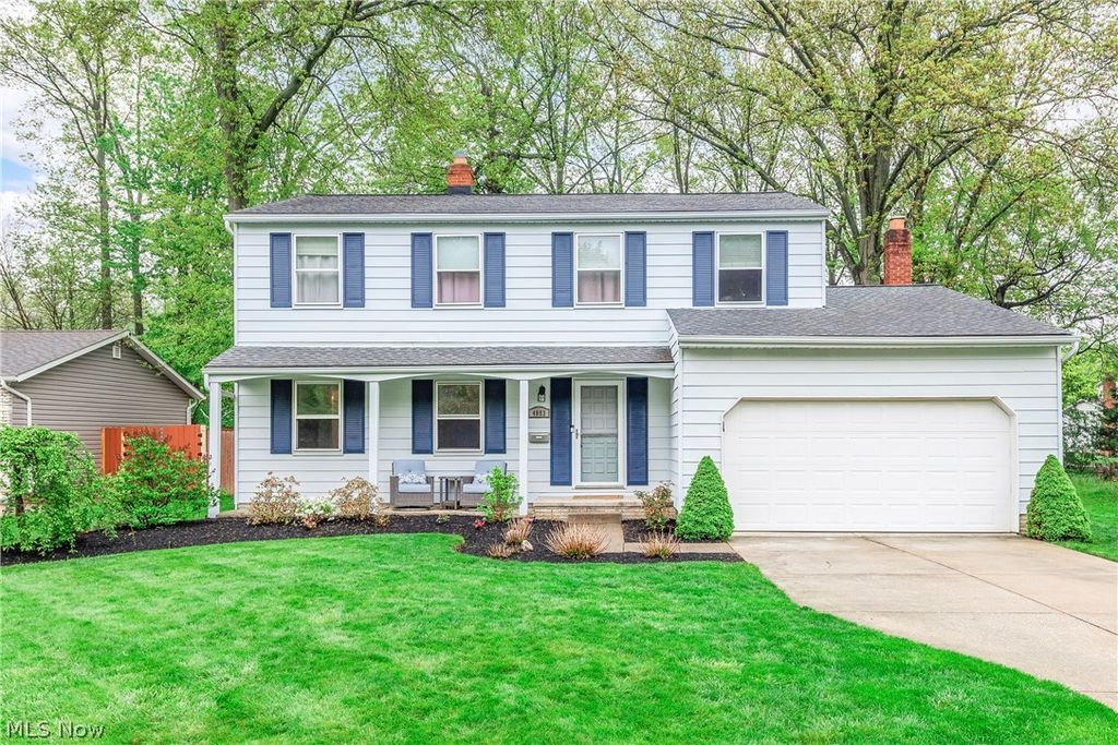 Photo of 4083 Lydgate Drive, North Olmsted, OH 44070 (MLS # 5203958)