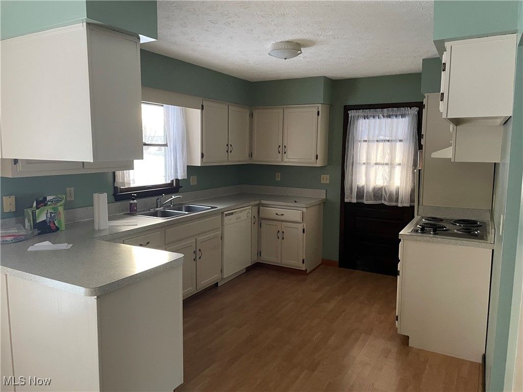 Photo of 5971 Wooster Pike, Medina, OH 44256 (MLS # 5175809)