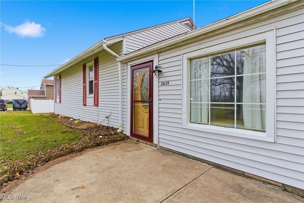 Photo of 5639 Grafton Road, Valley City, OH 44280 (MLS # 5178956)