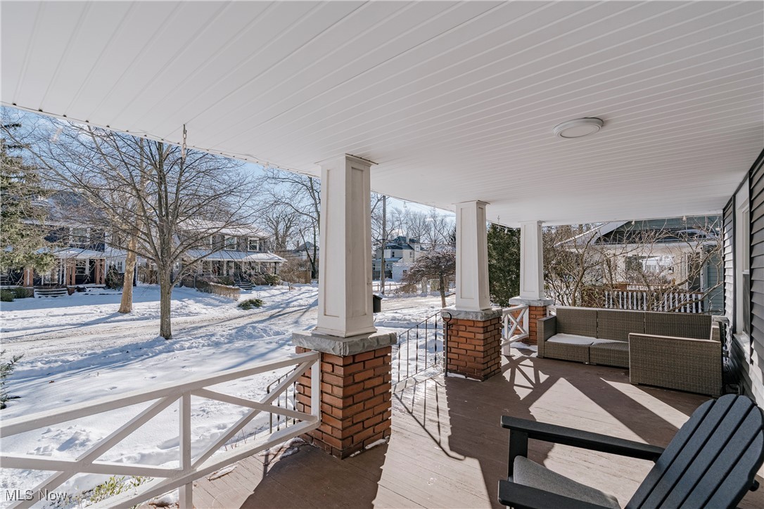 Shaker Lakes - Residential