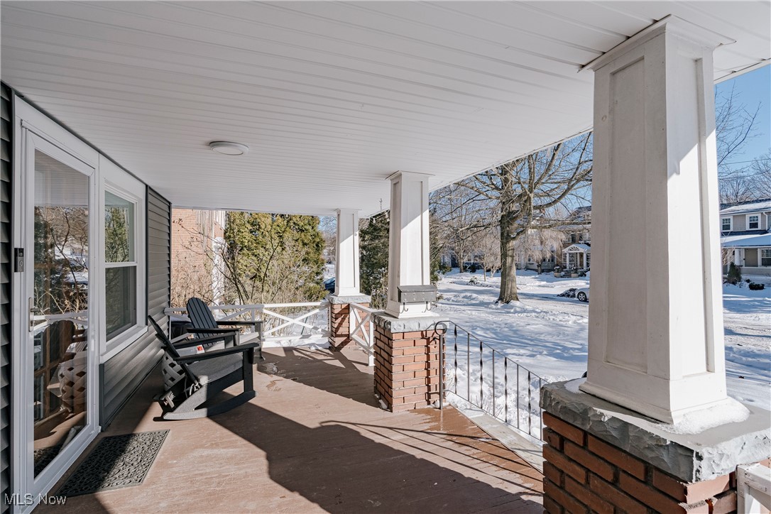 Shaker Lakes - Residential