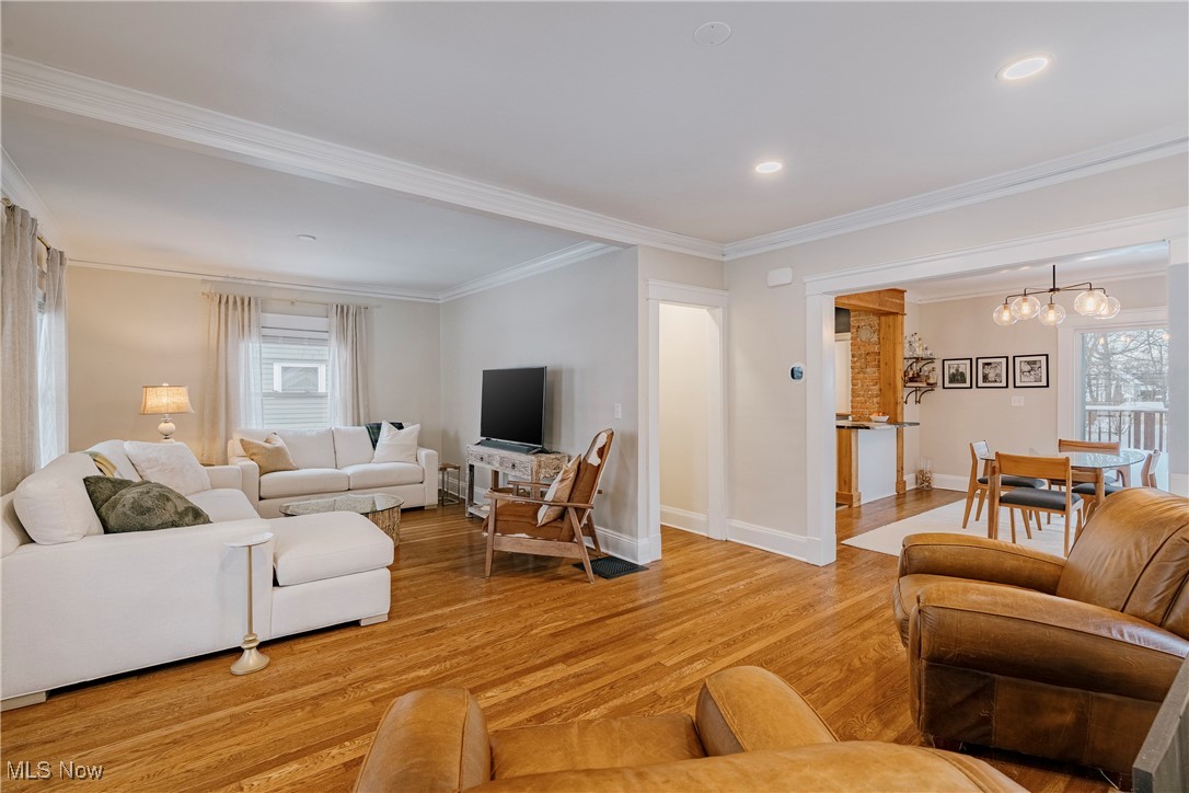 Shaker Lakes - Residential