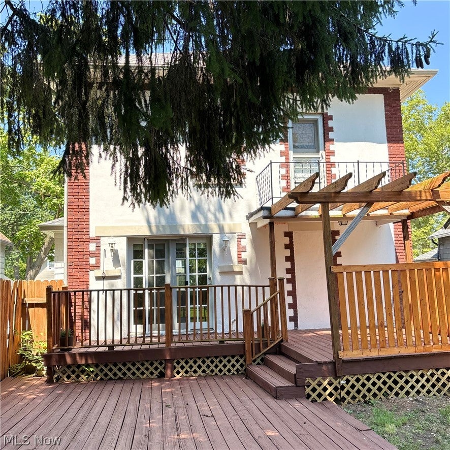 1327 W 9th Street