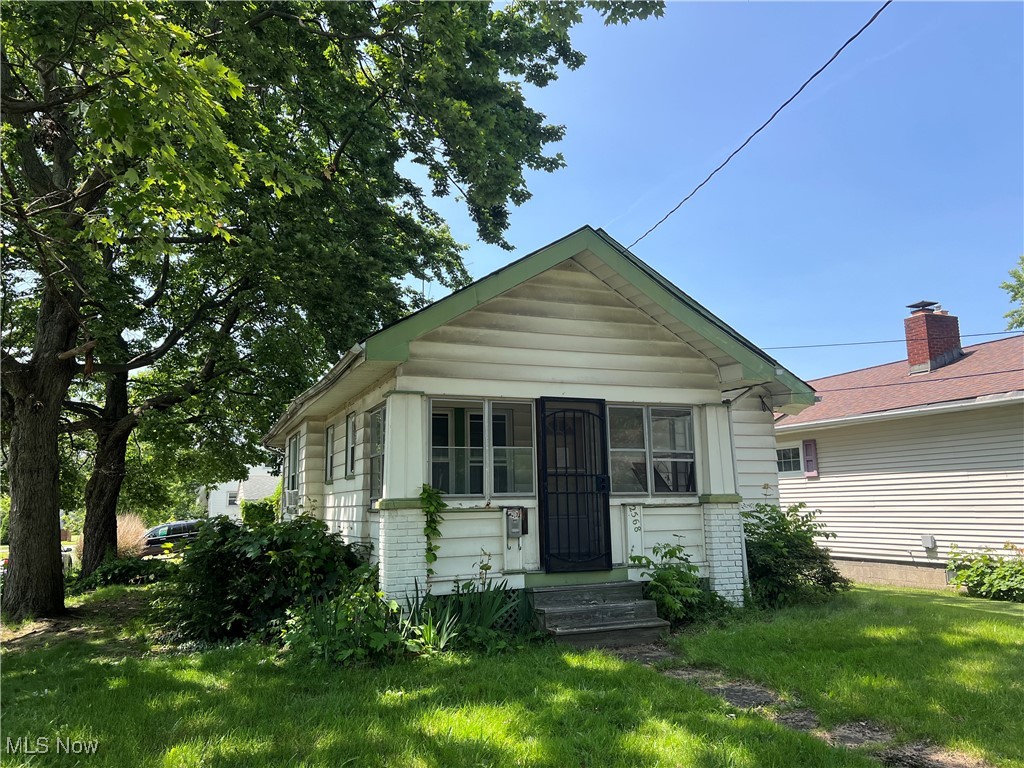 2568 Edwin Avenue, Akron, Ohio image 2