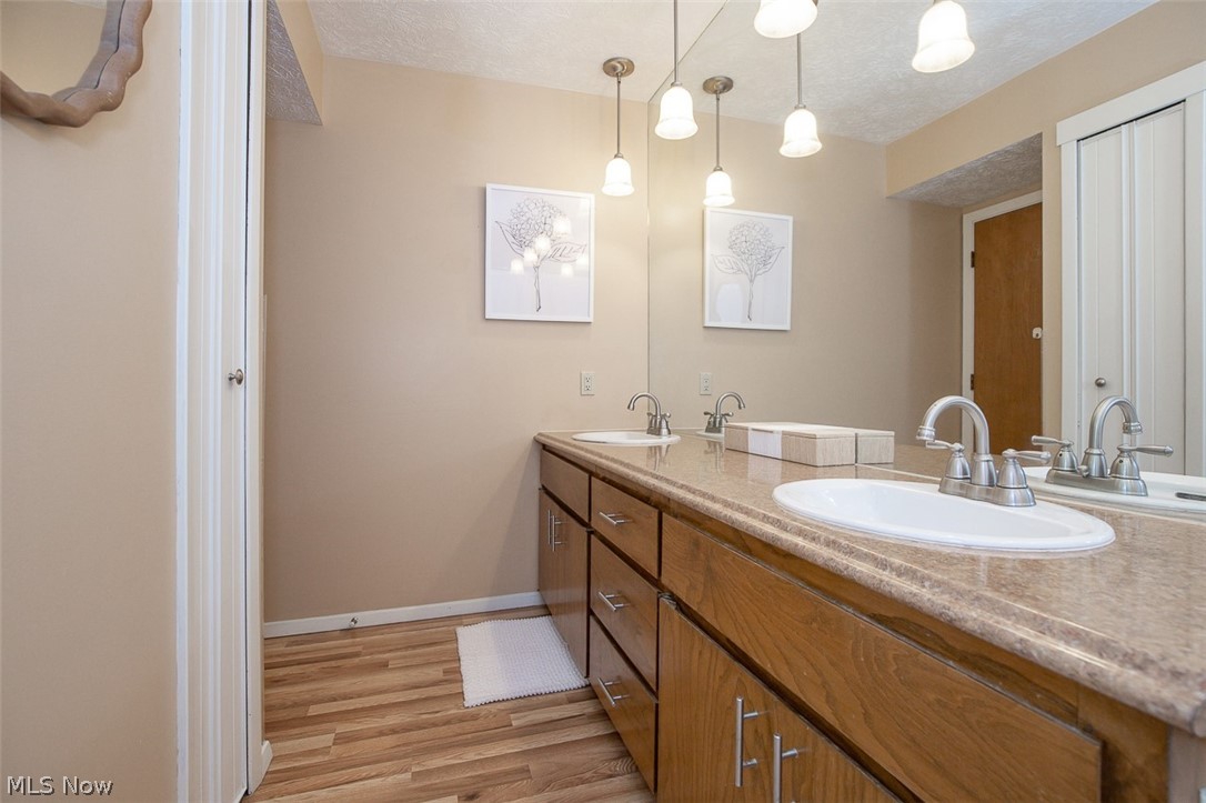 Cliffs Condo - Residential