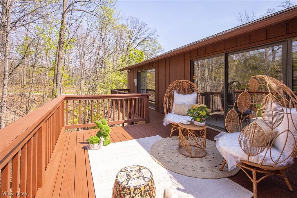 Photo of 18175 Trailside Place, Strongsville, OH 44136 (MLS # 5203455)