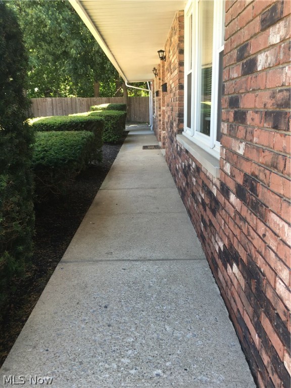 Hart Place Condos 02 - Residential Lease