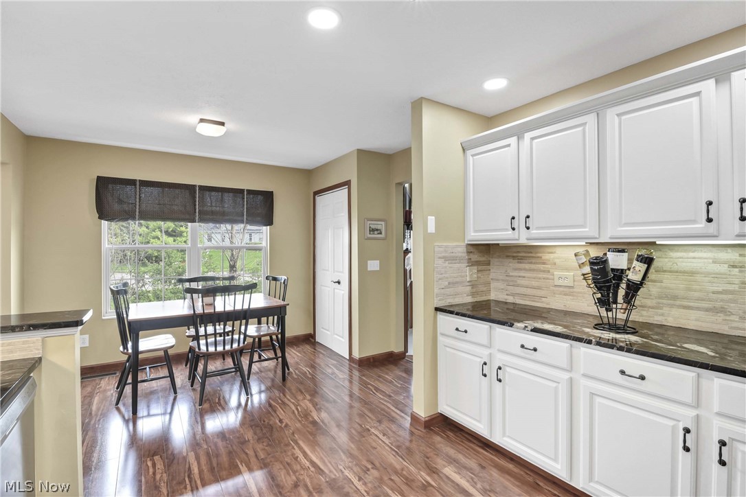 Cinnamon Woods Condo - Residential