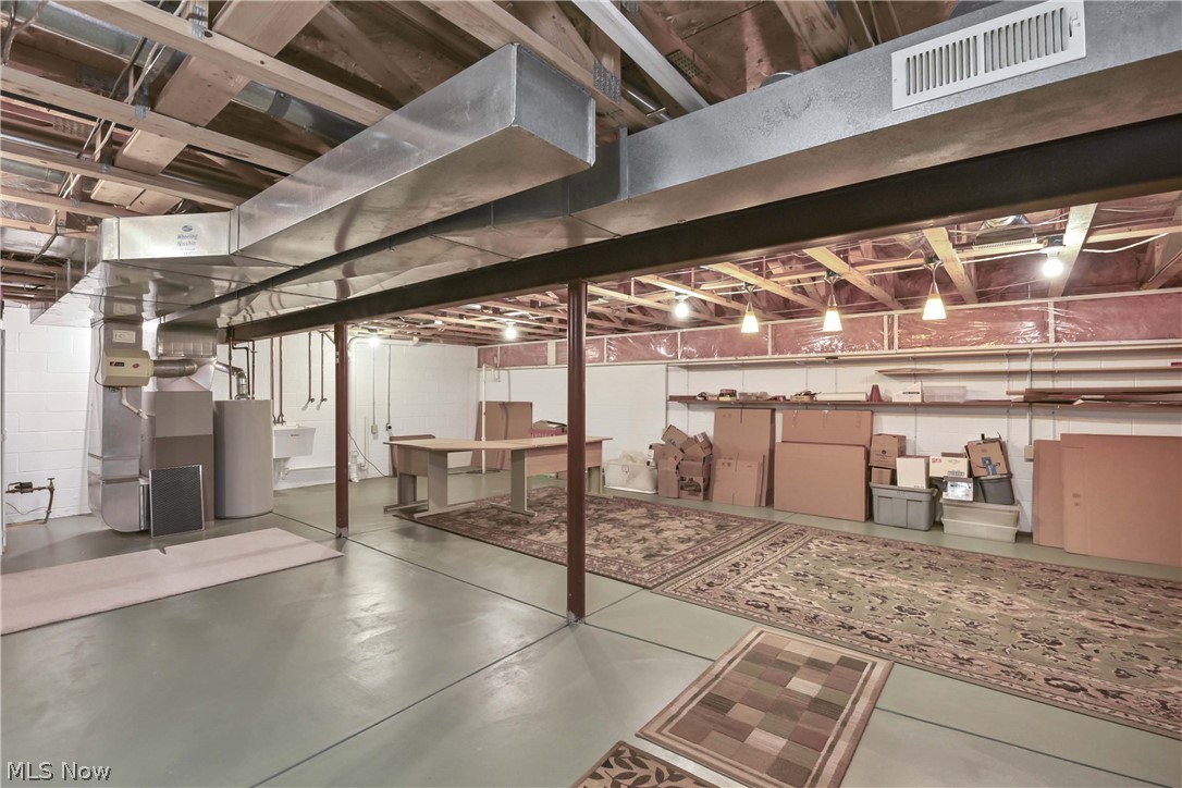 Cinnamon Woods Condo - Residential