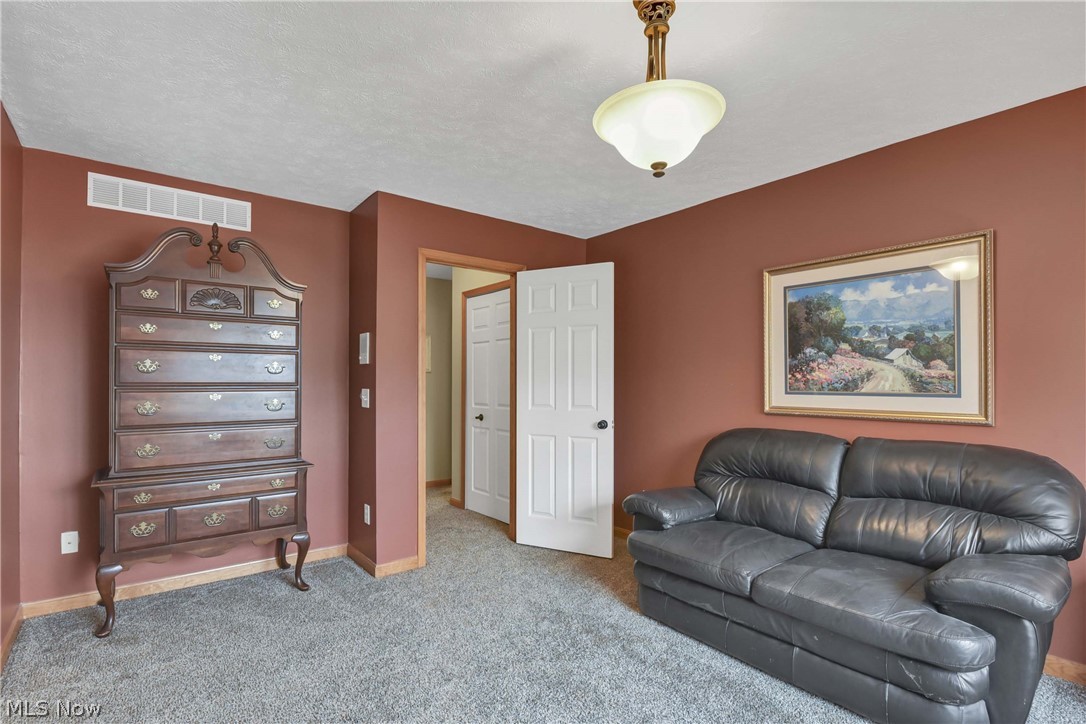 Cinnamon Woods Condo - Residential