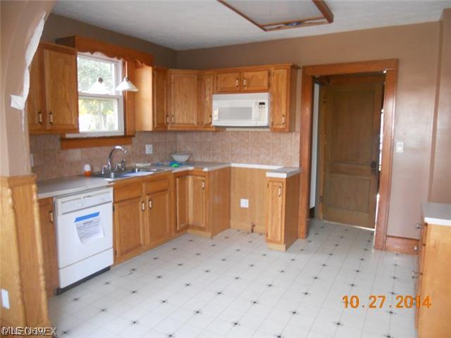 Village/Sugarcreek - Residential