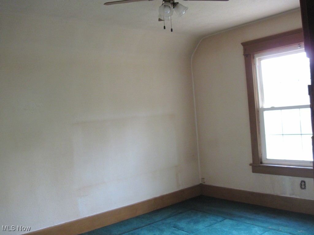2710 W River Road, Elyria, Ohio image 12