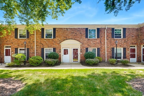 Condo For Sale - 1256 Culpepper Drive<br/> Summit County, Akron, OH 44313