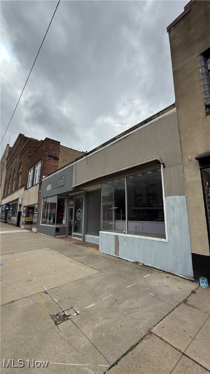 Ashtabula - Commercial Sale